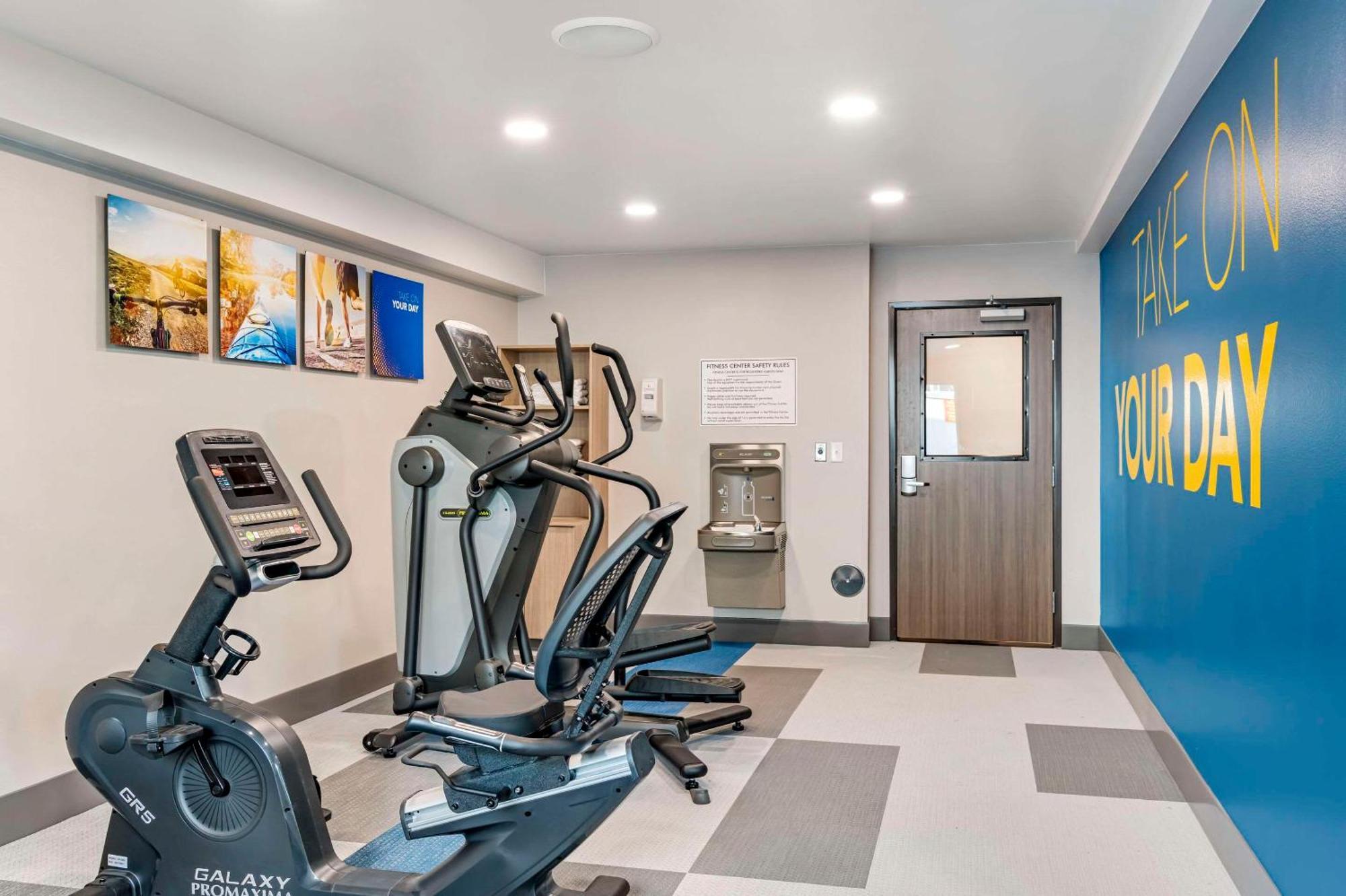 Comfort Inn Fairbanks Bagian luar foto