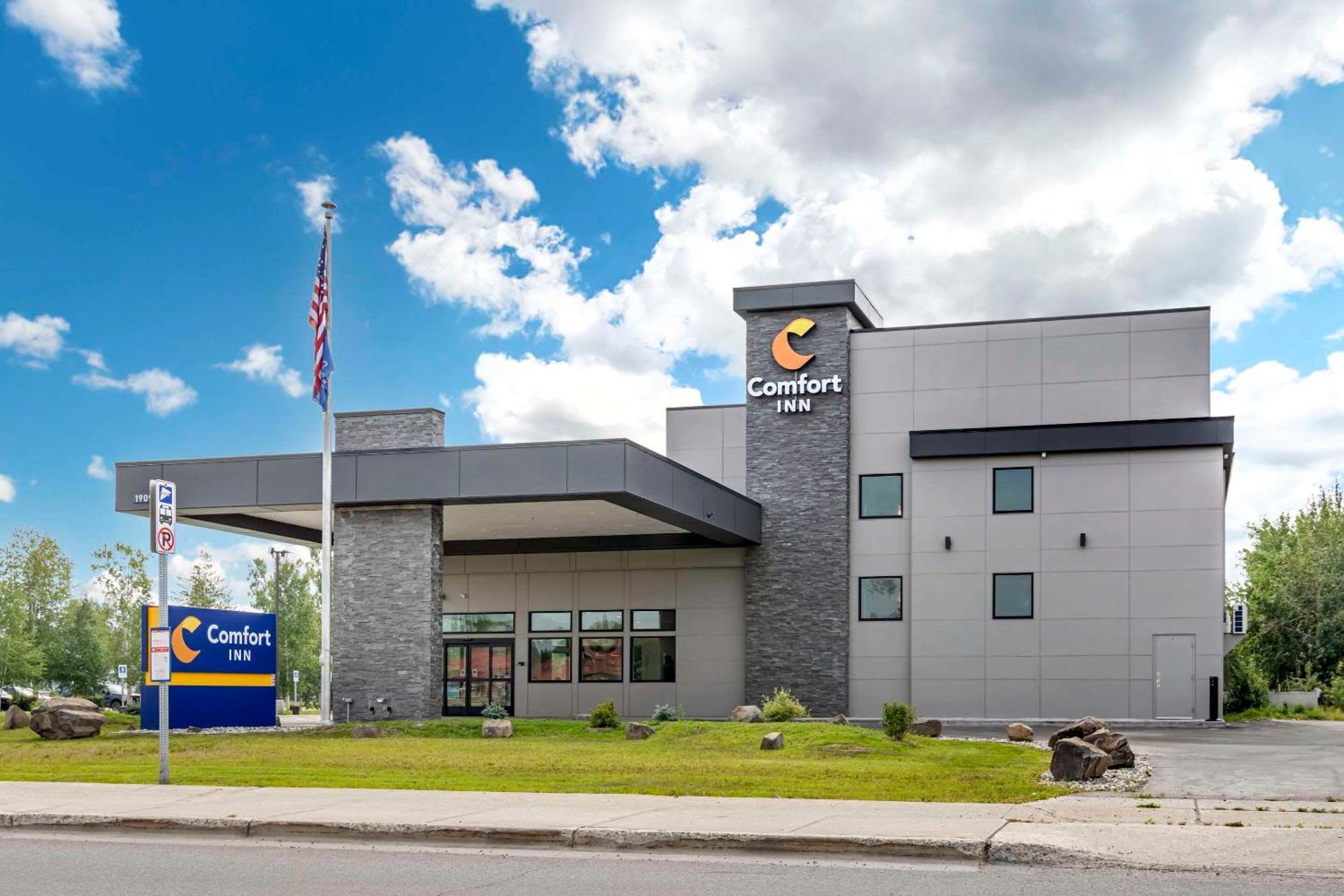 Comfort Inn Fairbanks Bagian luar foto